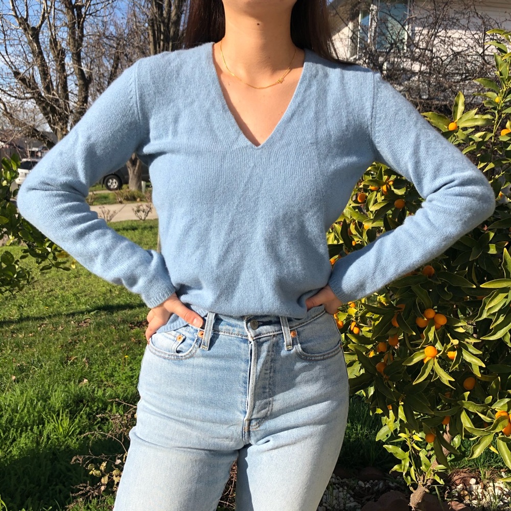 VINTAGE CASHMERE BABY BLUE SWEATER